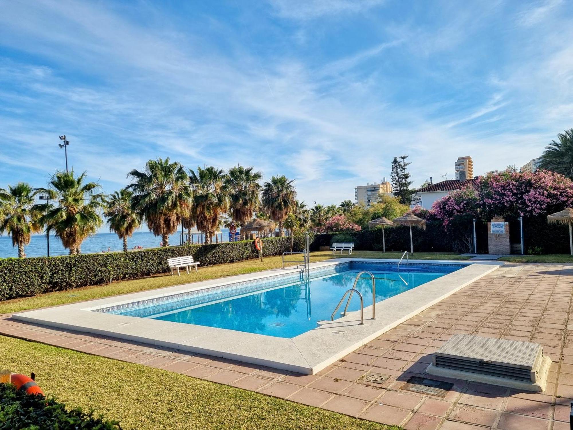 Las Antillas II Front Sea Views Pool 丰希罗拉 外观 照片