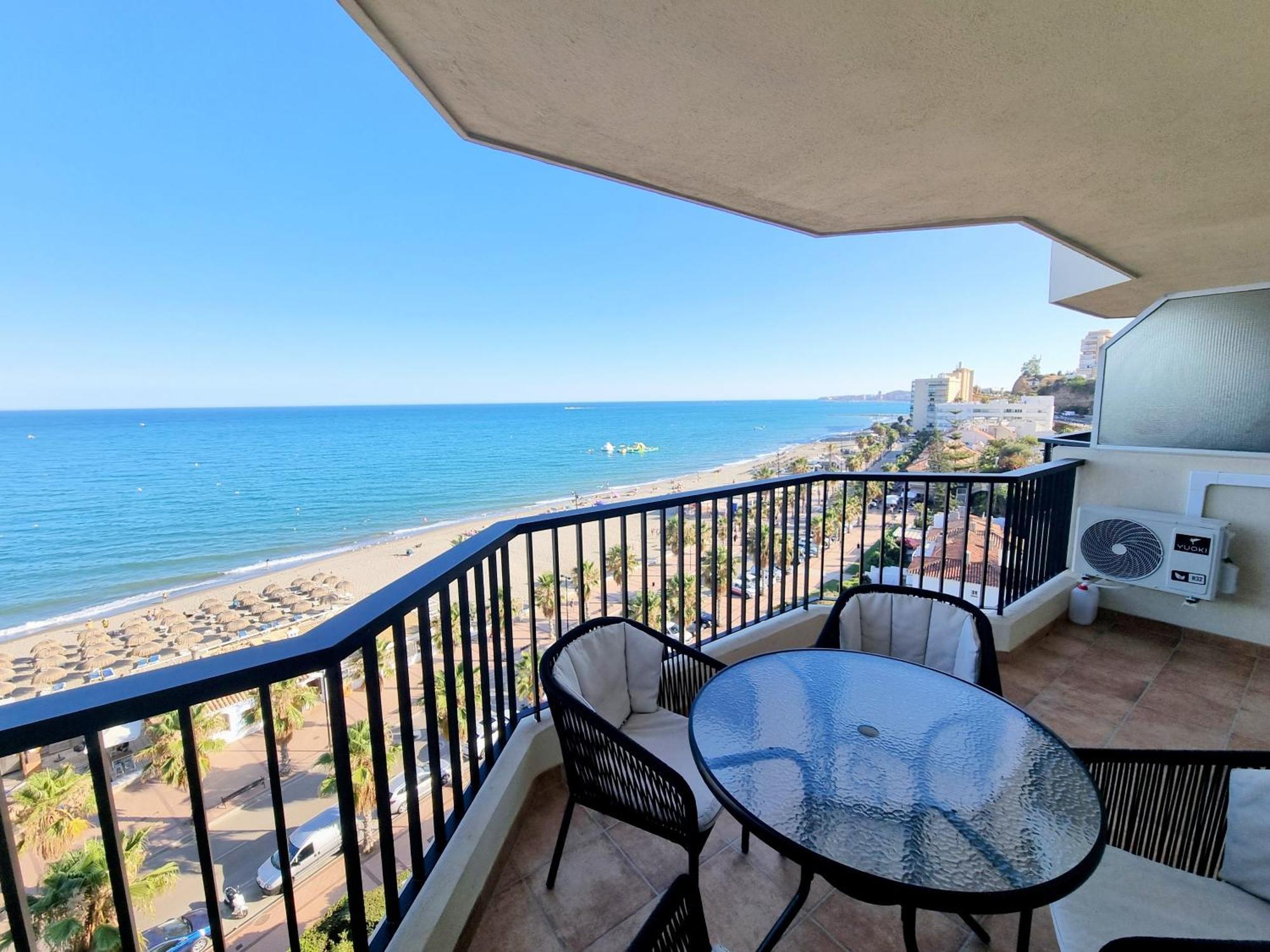 Las Antillas II Front Sea Views Pool 丰希罗拉 外观 照片